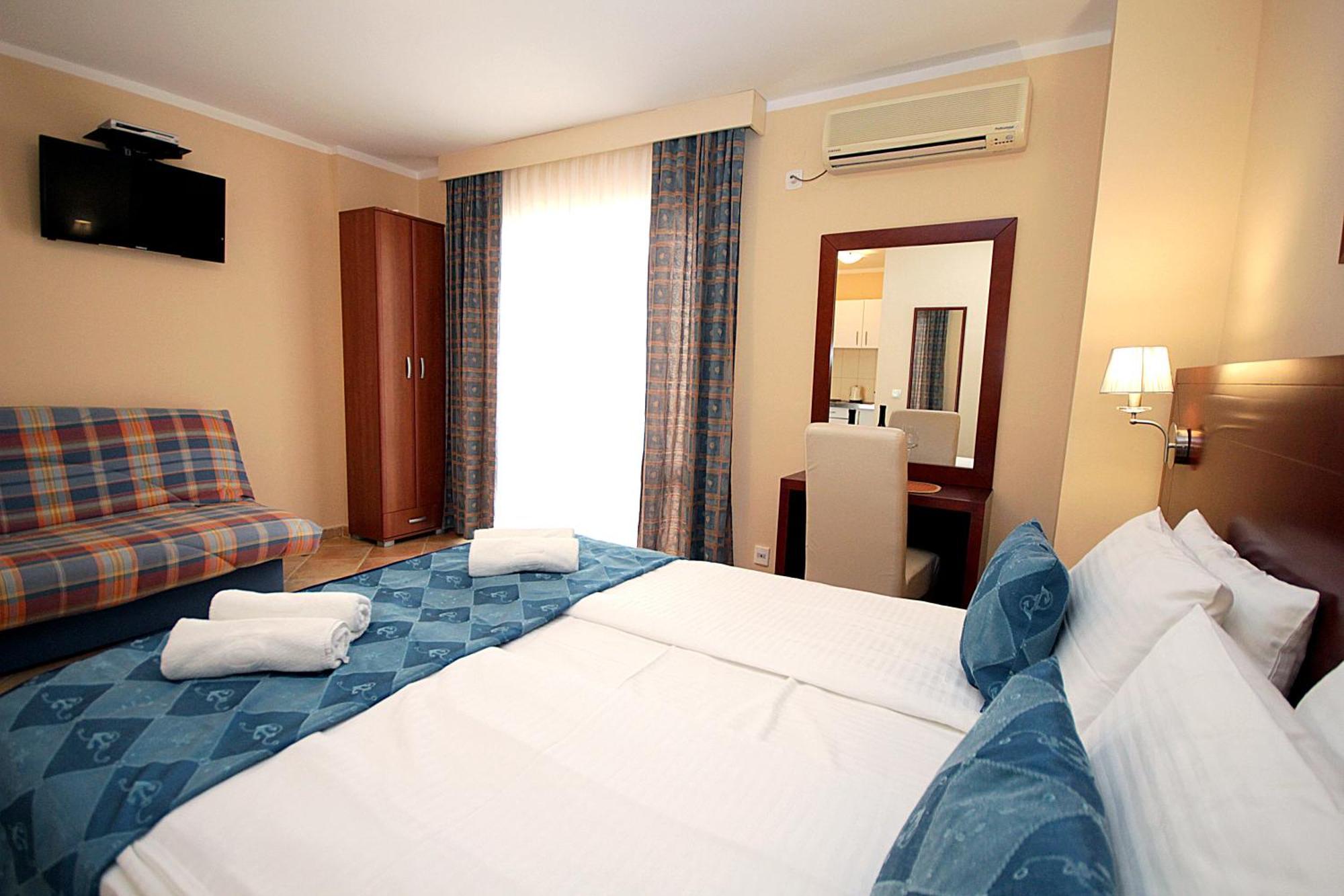 Apartments Villa Mare Mar Sutomore Ngoại thất bức ảnh